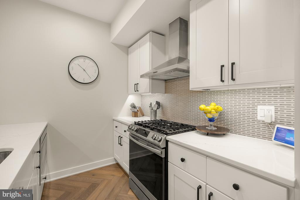 4315 HARRISON STREET NW Unit: 1