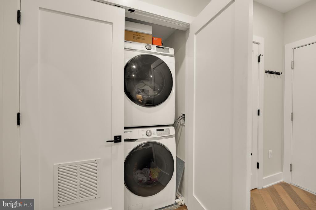4315 HARRISON STREET NW Unit: 1