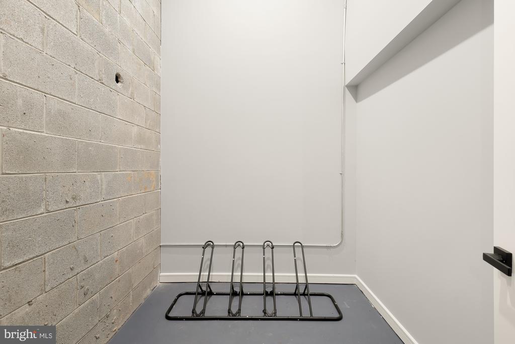 3215 MOUNT PLEASANT STREET NW Unit: 301