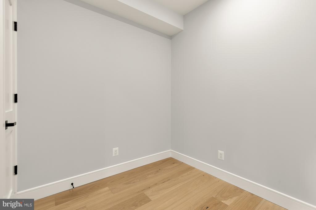 3215 MOUNT PLEASANT STREET NW Unit: 303