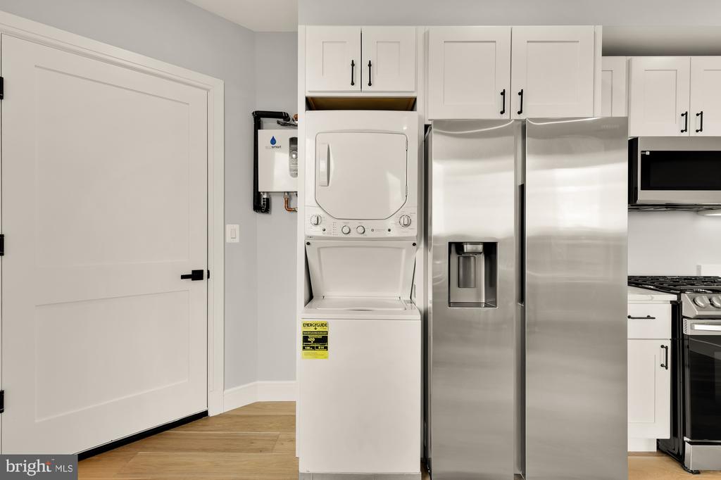 3215 MOUNT PLEASANT STREET NW Unit: 402