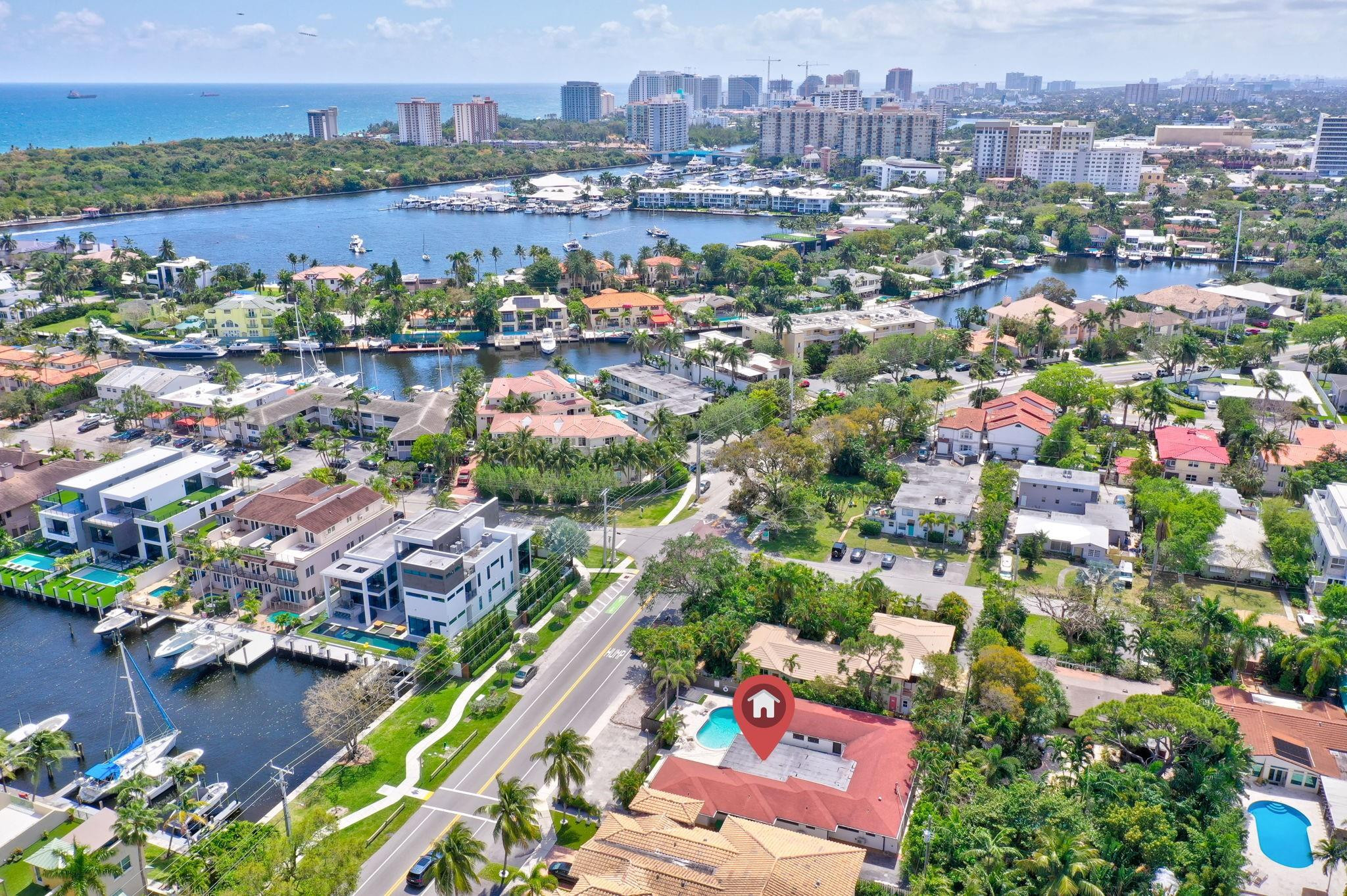 1411 Bayview Dr