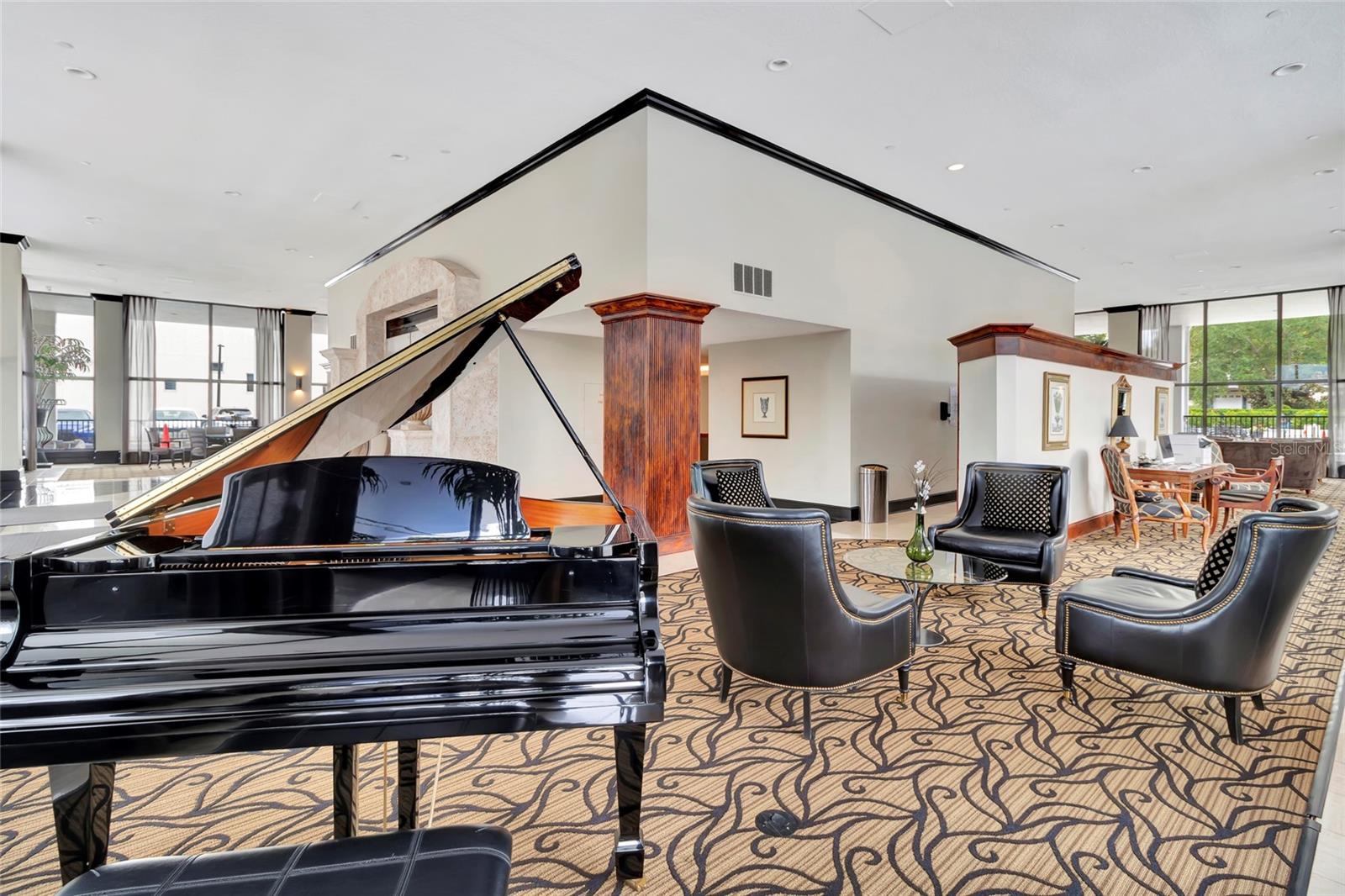 400 E COLONIAL DR #1609
