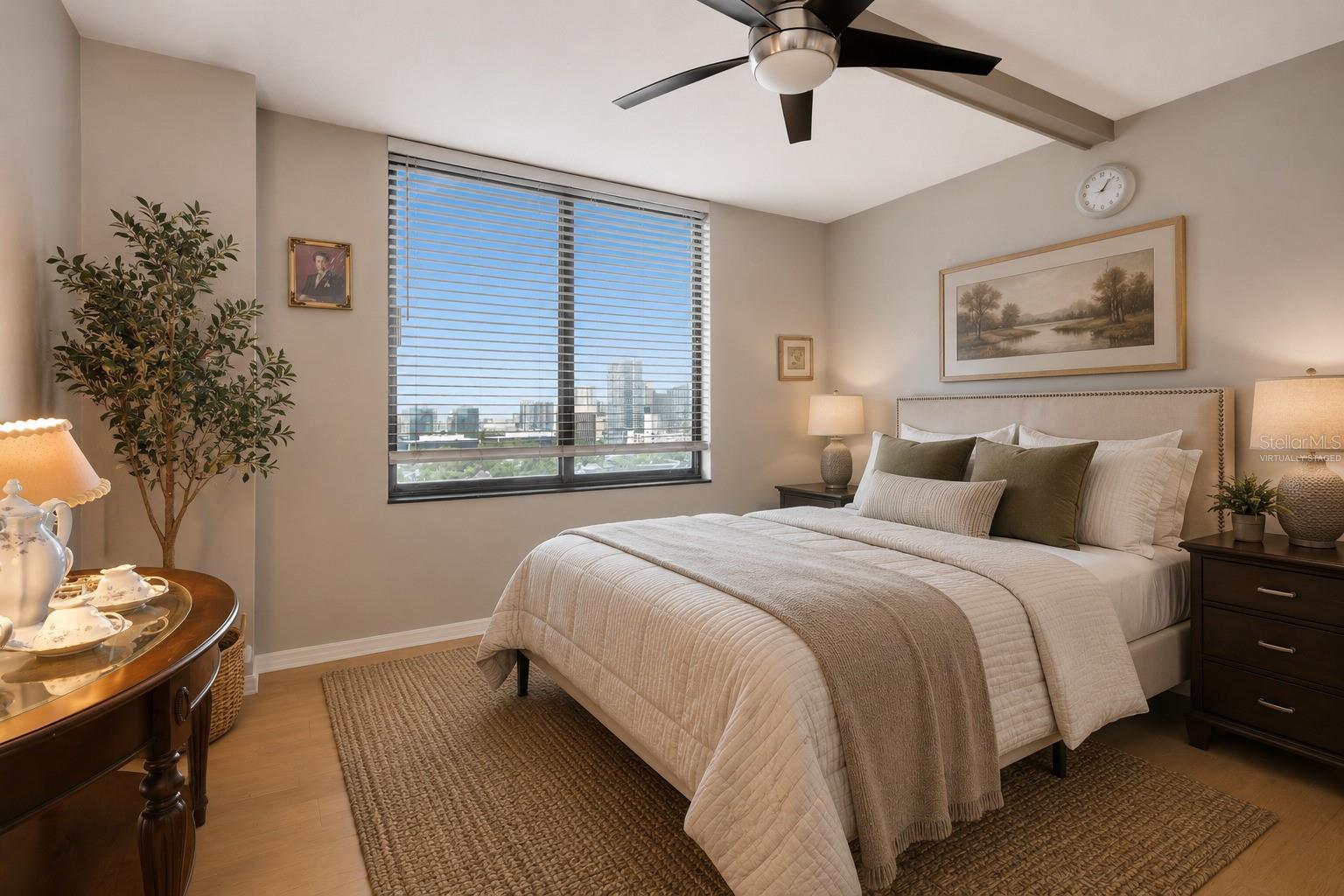 400 E COLONIAL DR #1609