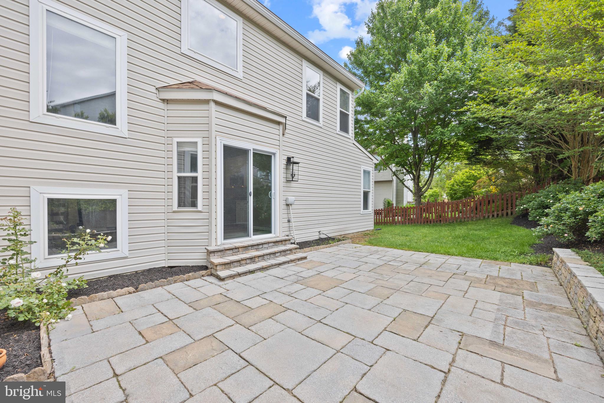 2742 PRICE ROAD