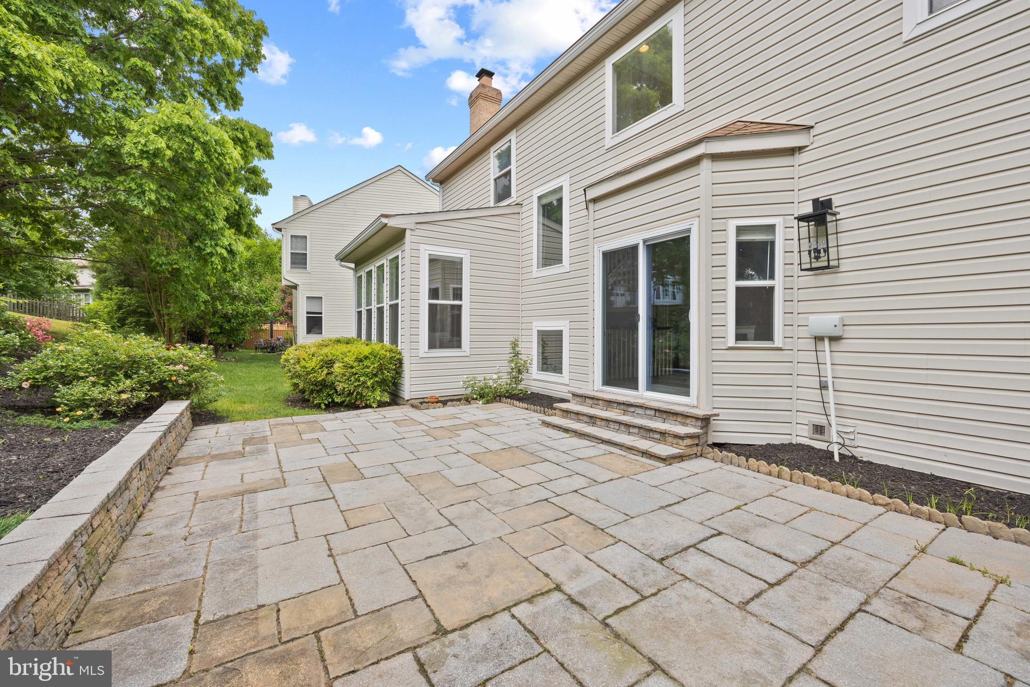 2742 PRICE ROAD