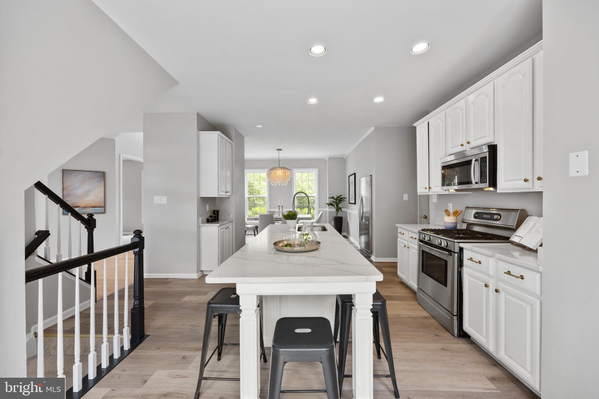 2742 PRICE ROAD