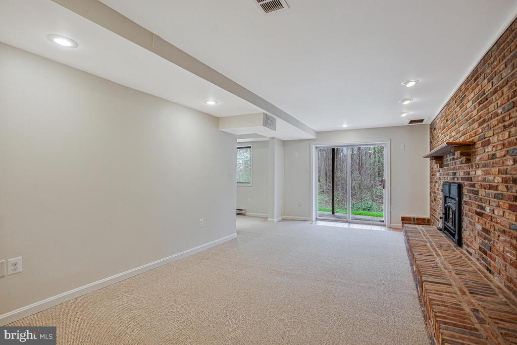 1333 TALL TIMBERS DRIVE