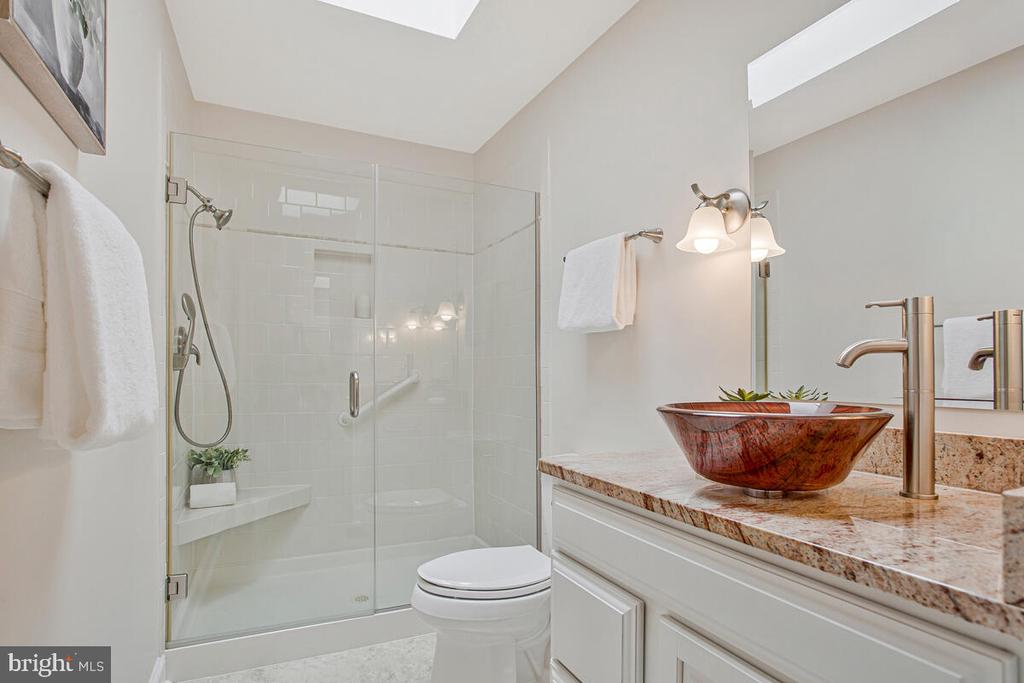 1333 TALL TIMBERS DRIVE