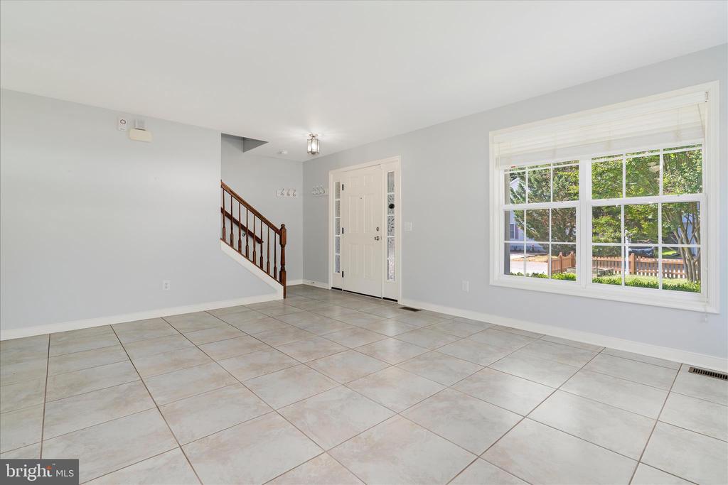 132 PINEVIEW AVENUE