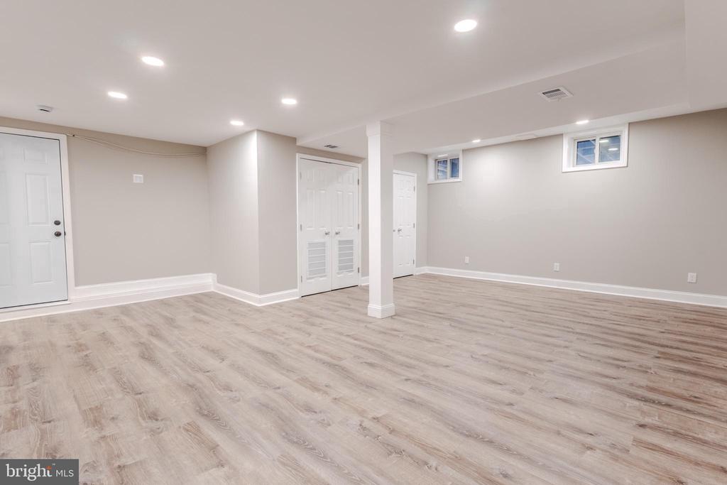 524 RIDGE ROAD