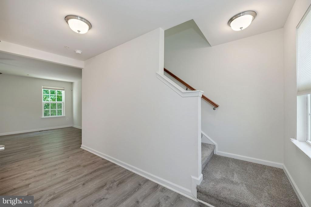 321 KENJAMIN COURT