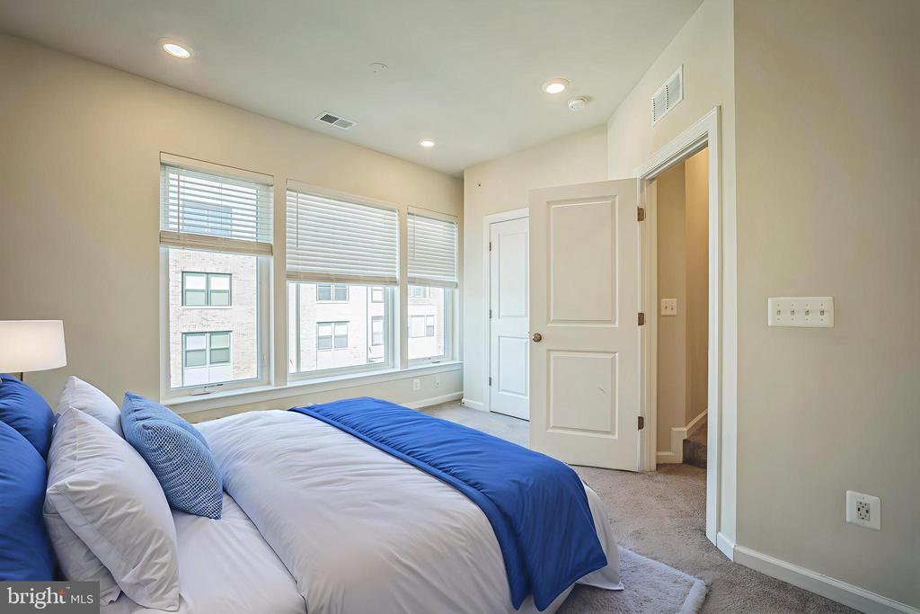 16103 CONNORS WAY