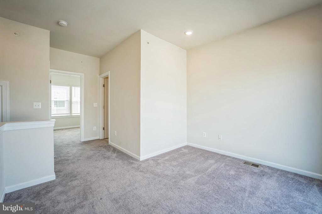 16103 CONNORS WAY