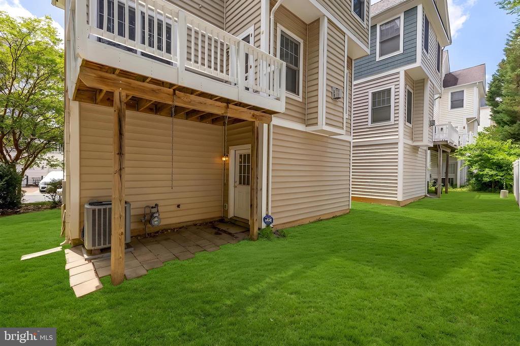 672 HEATHWALK MEWS