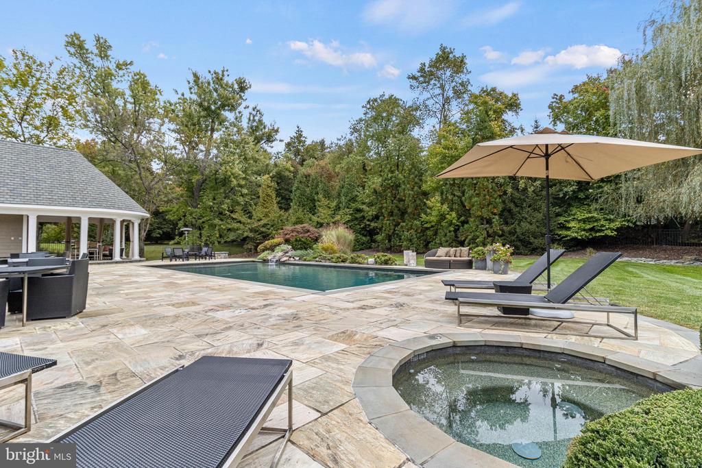 10021 COUNSELMAN ROAD