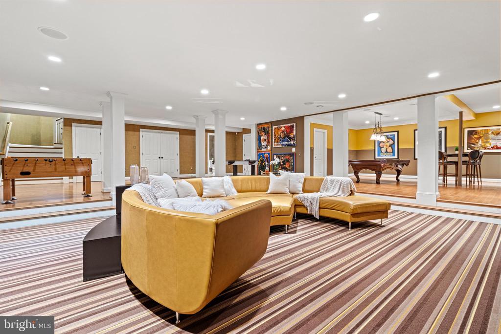 10021 COUNSELMAN ROAD