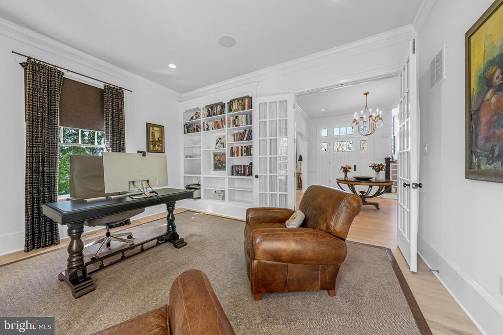 10021 COUNSELMAN ROAD