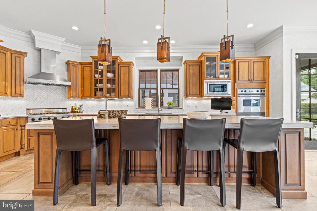 10021 COUNSELMAN ROAD