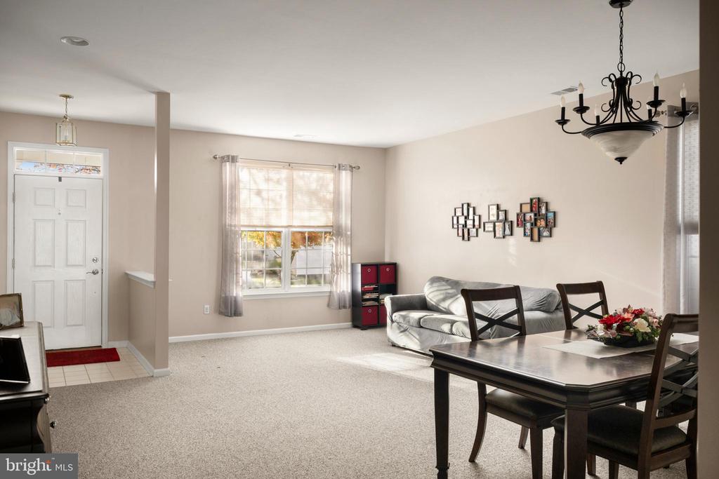 2 MAYPORT LANE