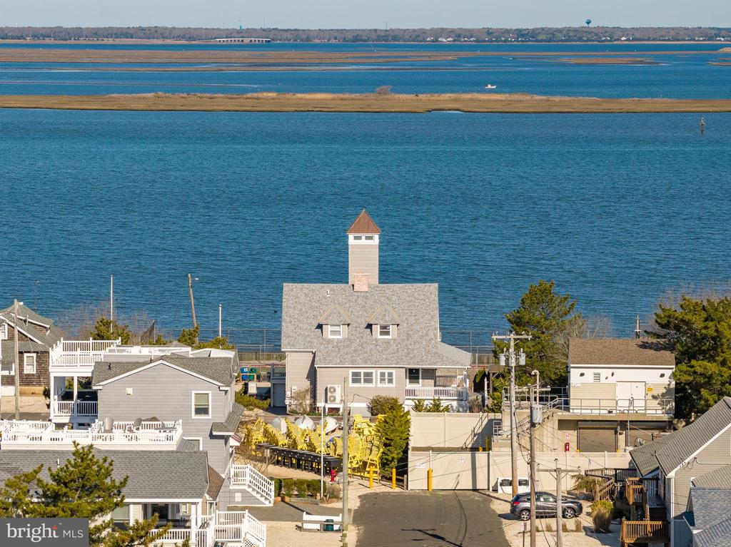 5000 W BAY TERRACE