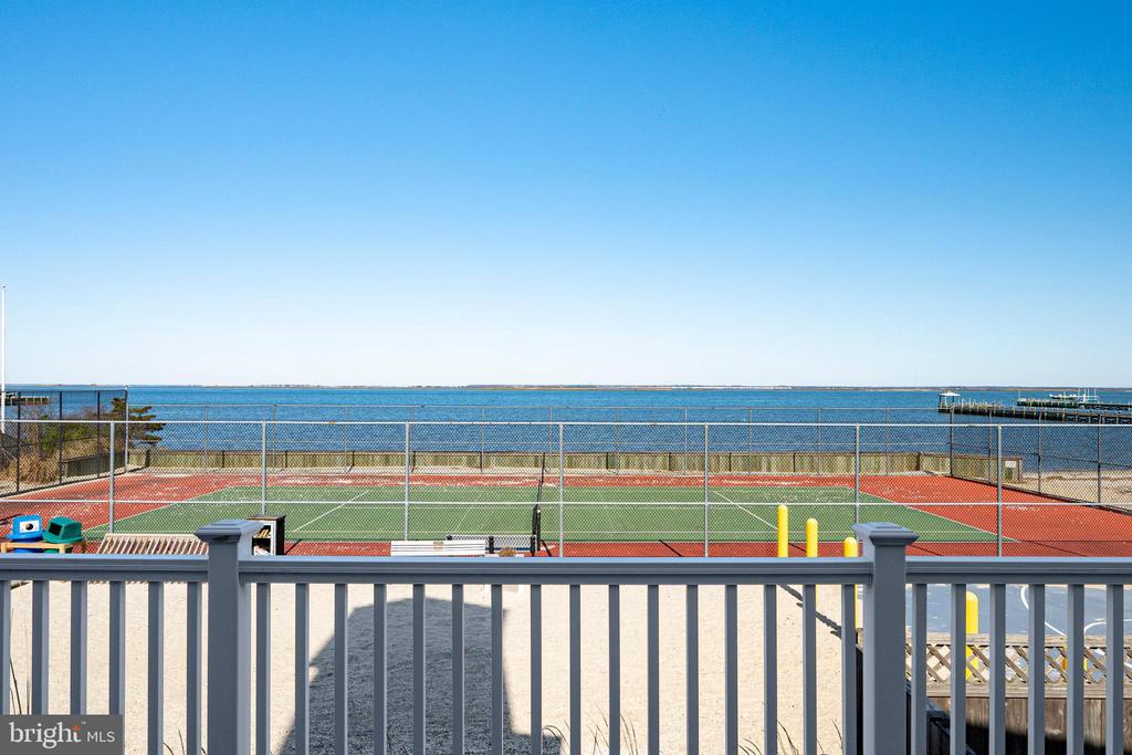 5000 W BAY TERRACE