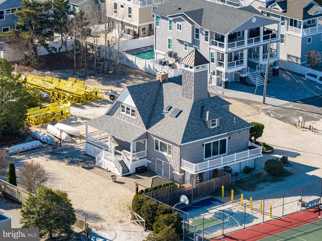 5000 W BAY TERRACE