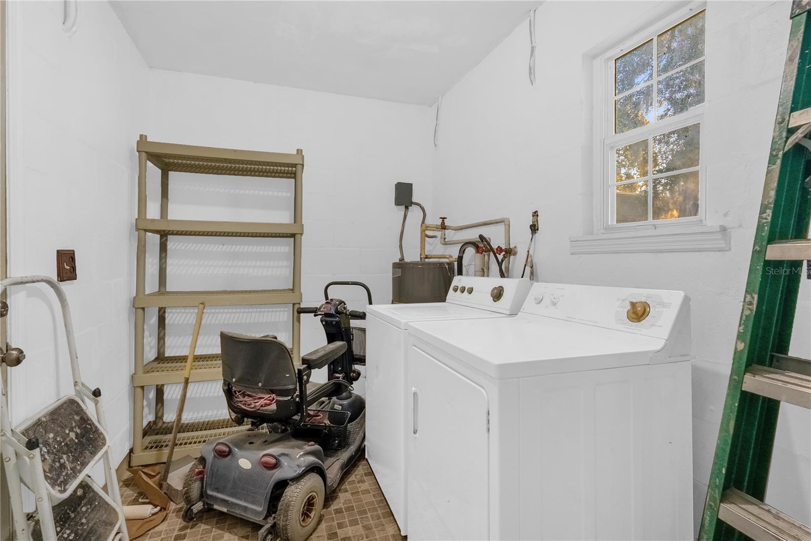 1804 RILEY AVE