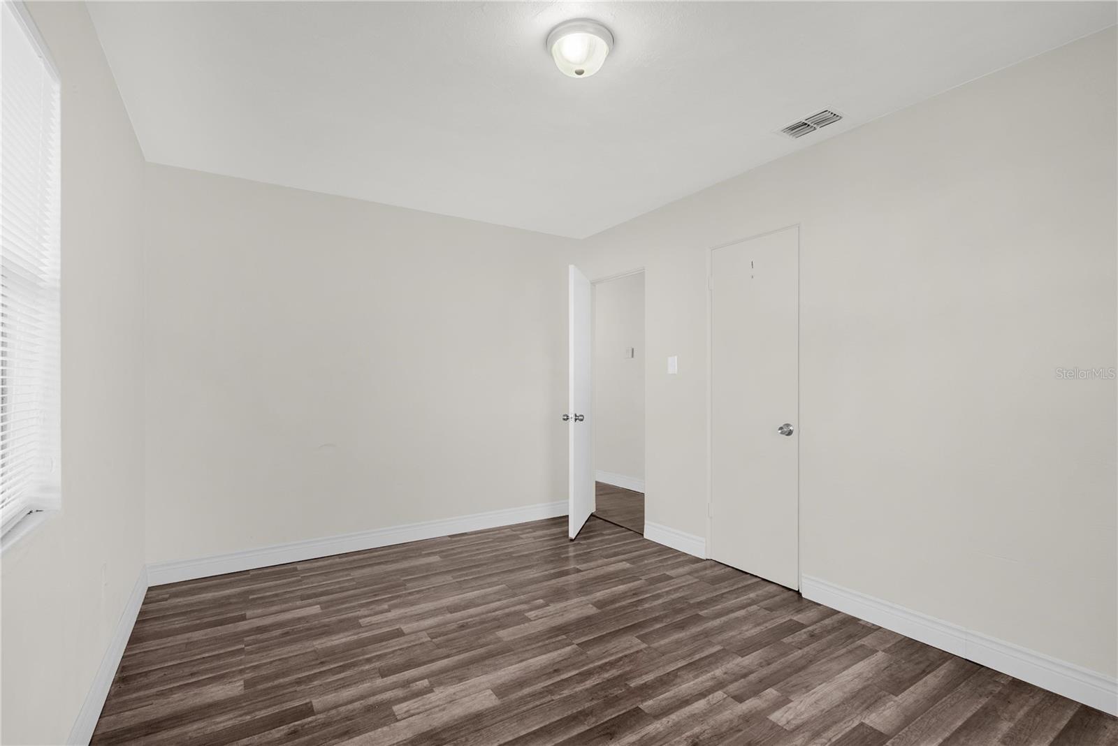 1804 RILEY AVE