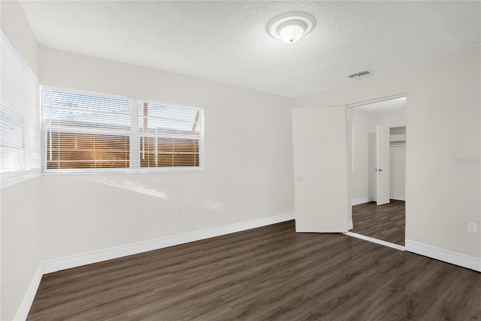 1804 RILEY AVE