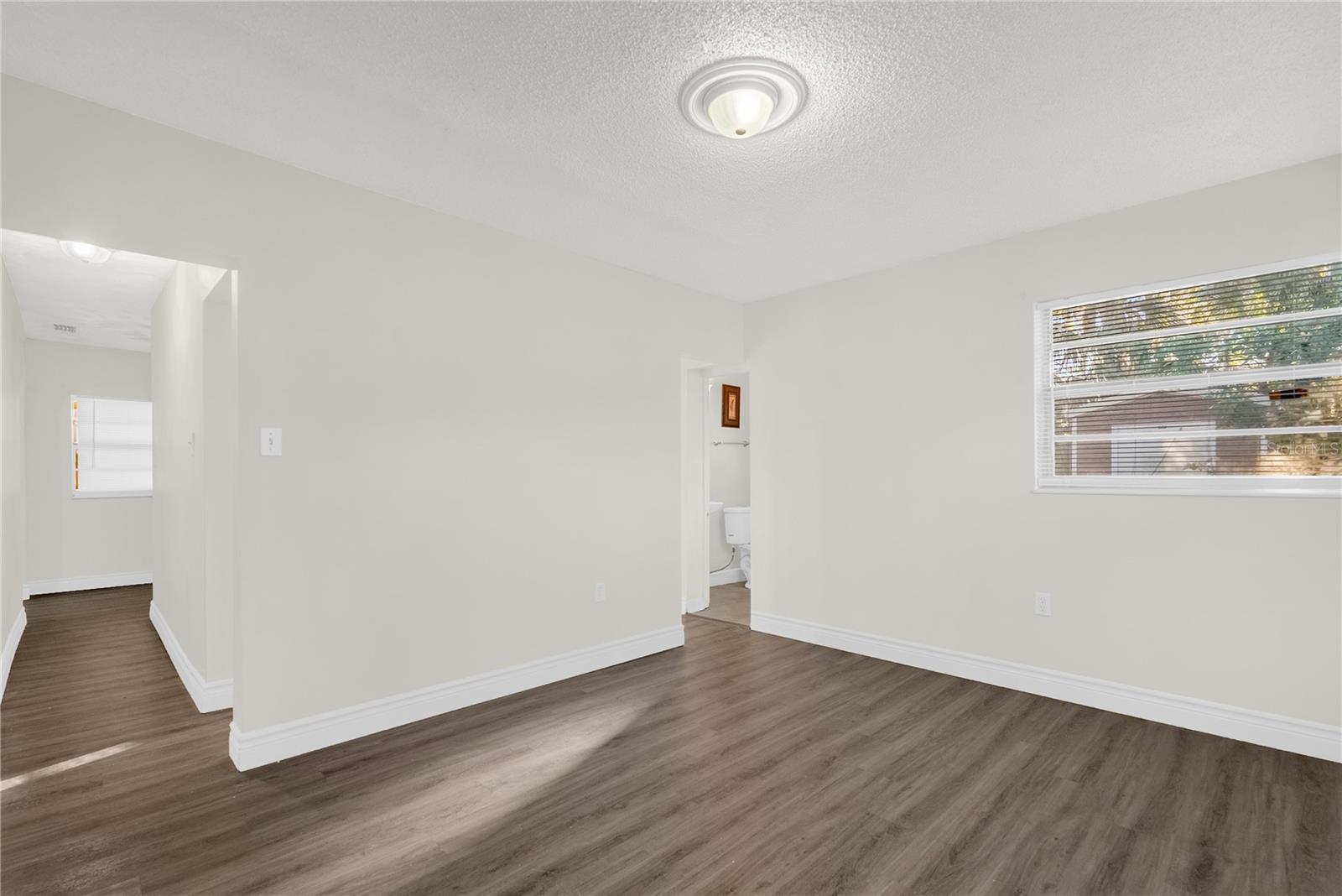 1804 RILEY AVE