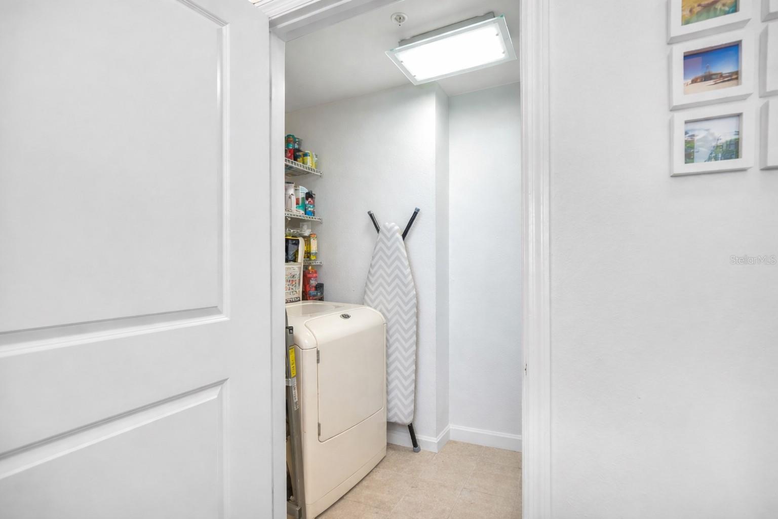 322 E CENTRAL BLVD #1005