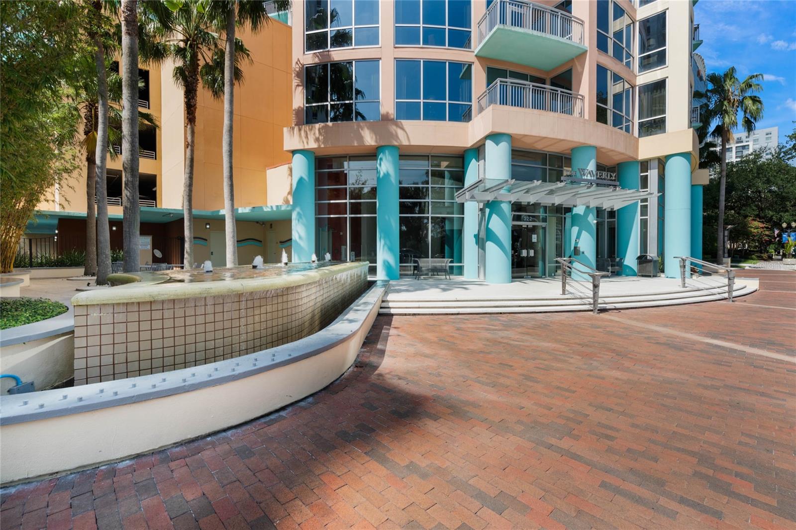 322 E CENTRAL BLVD #1005