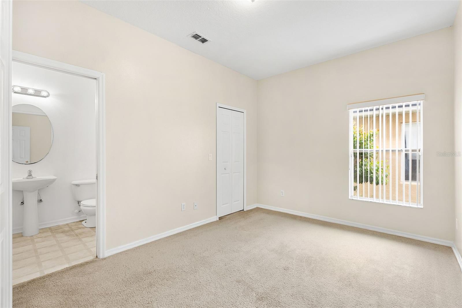 13616 HIDDEN FOREST CIR