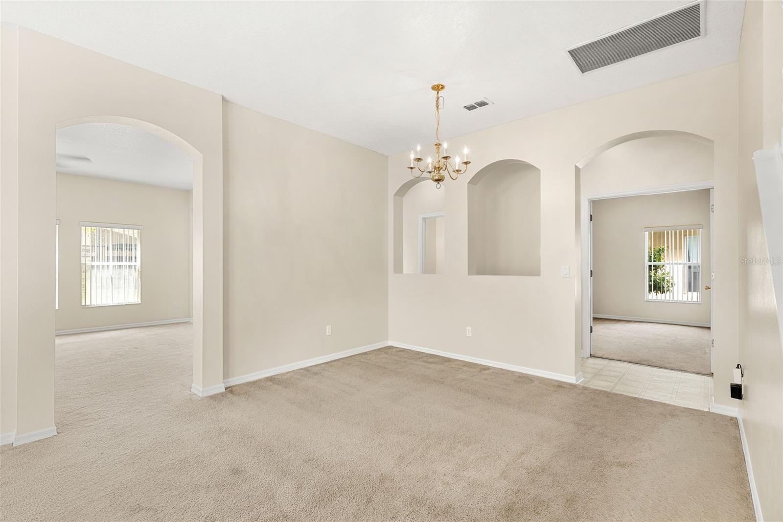 13616 HIDDEN FOREST CIR