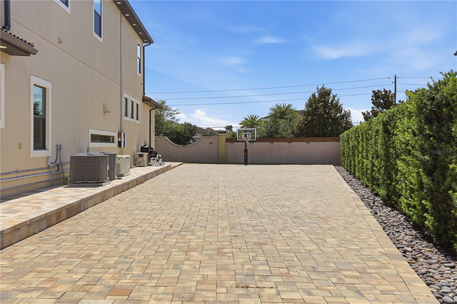 4303 ISABELLA CIR