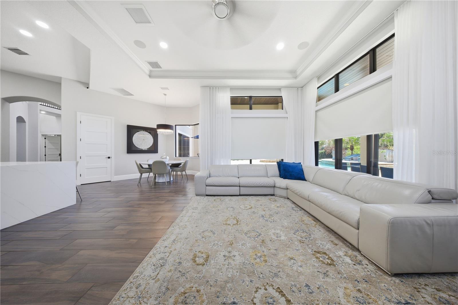 4303 ISABELLA CIR