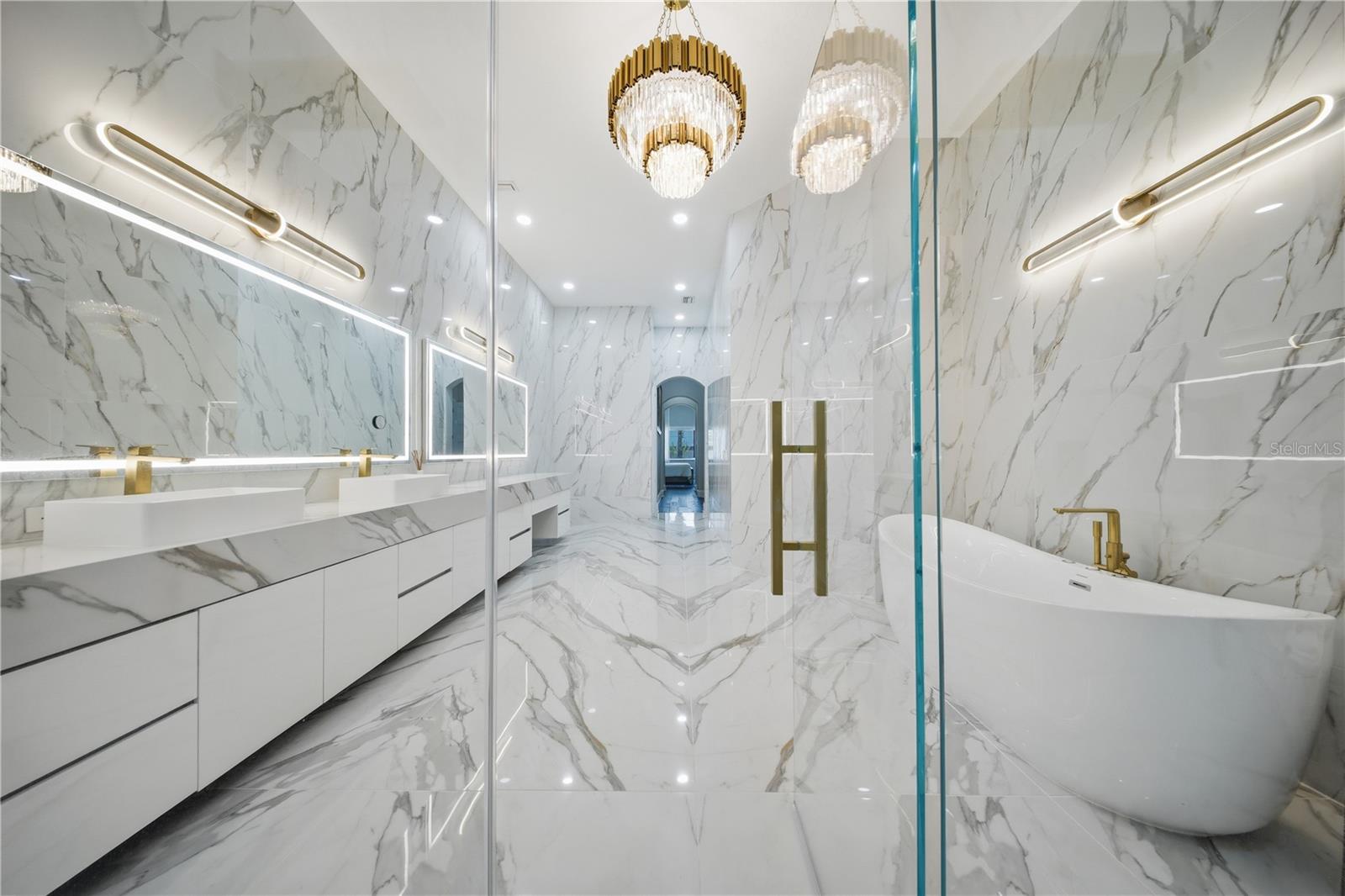 4303 ISABELLA CIR