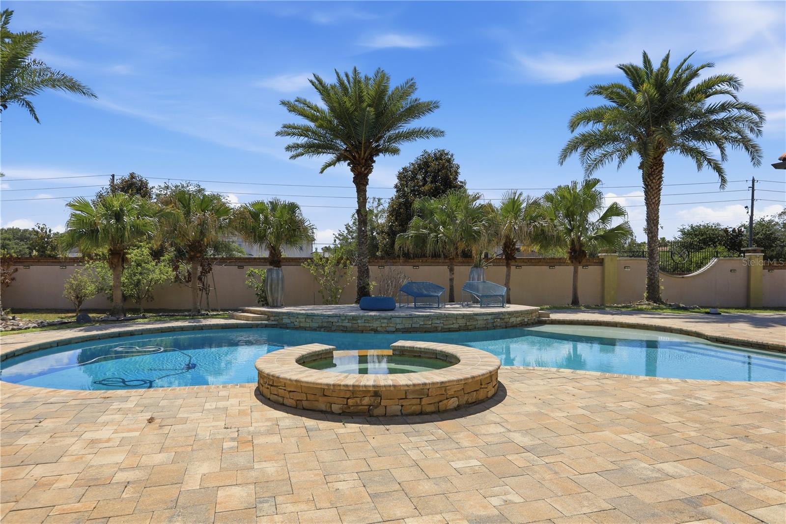 4303 ISABELLA CIR