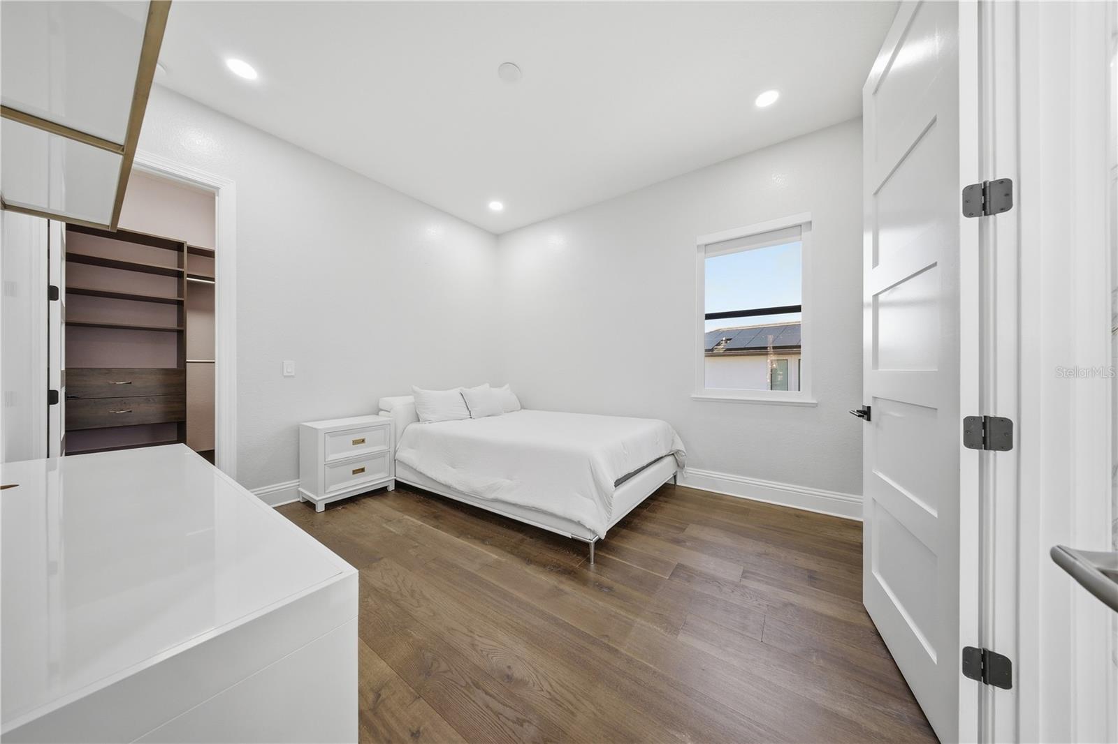 4303 ISABELLA CIR