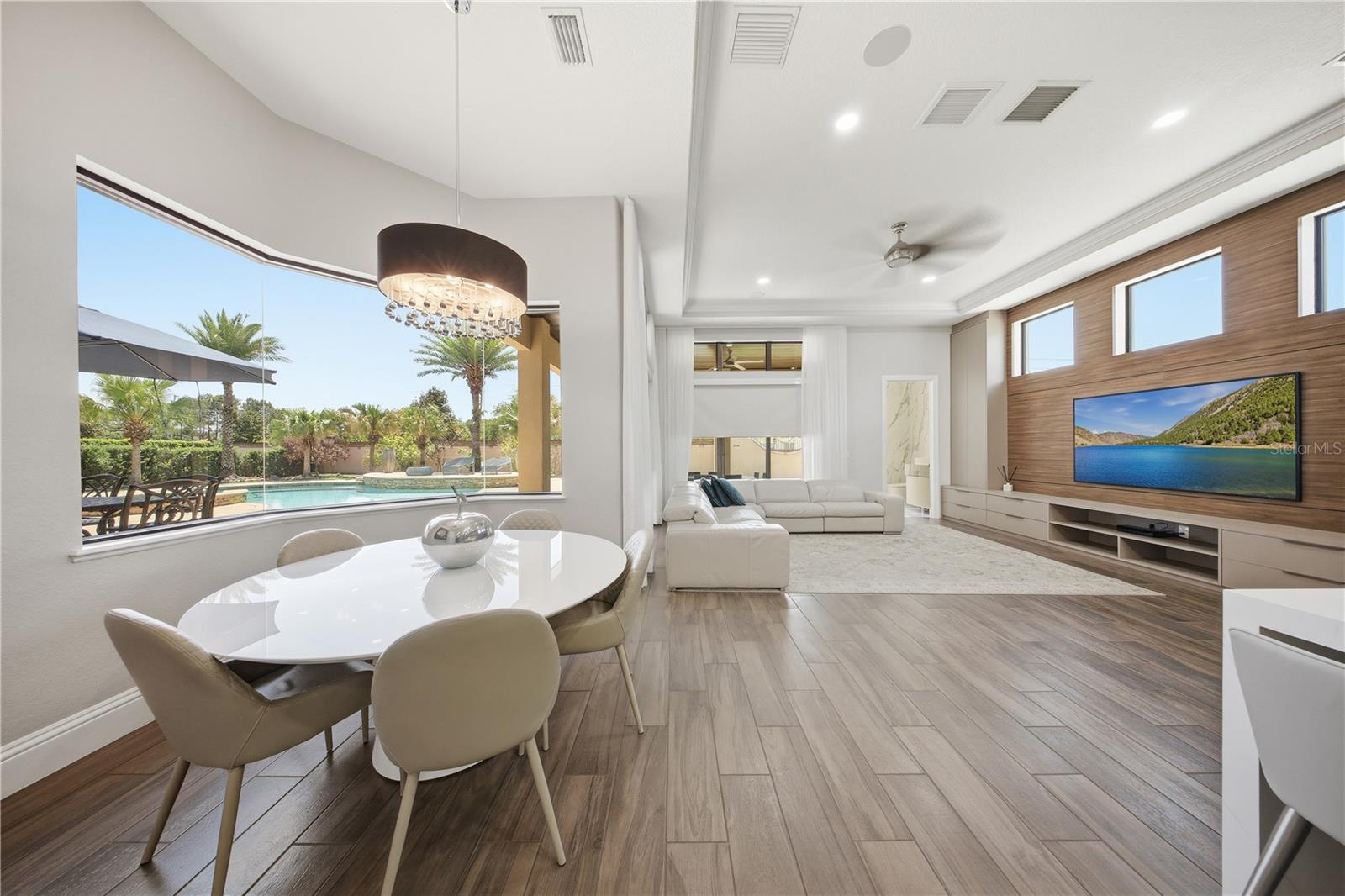 4303 ISABELLA CIR