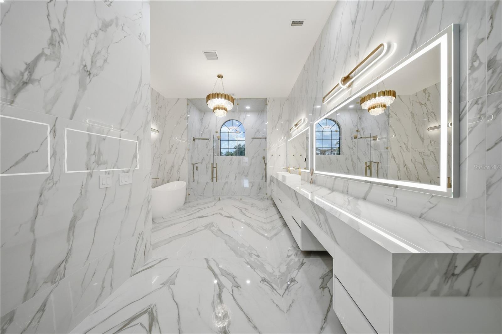 4303 ISABELLA CIR