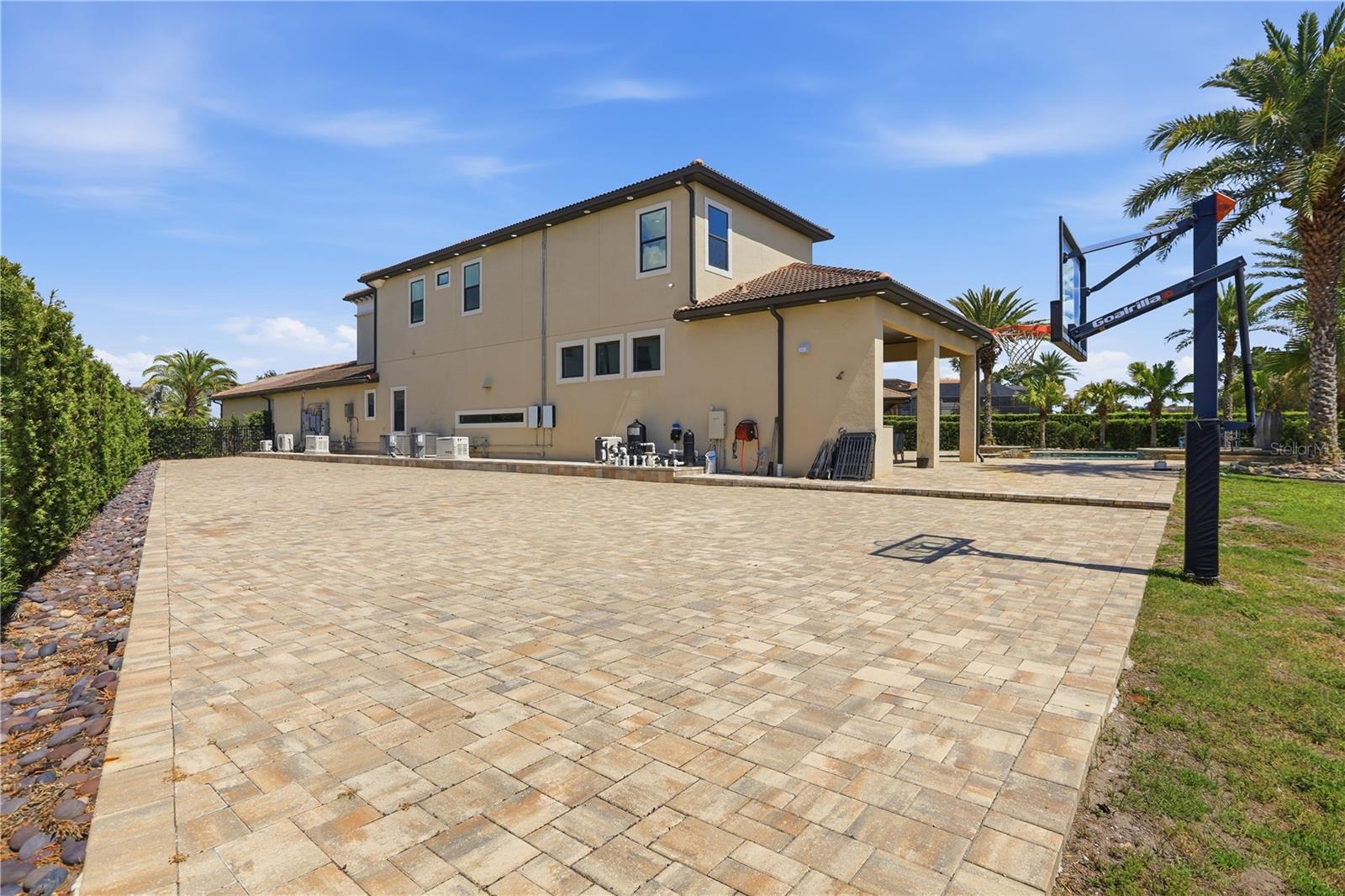 4303 ISABELLA CIR