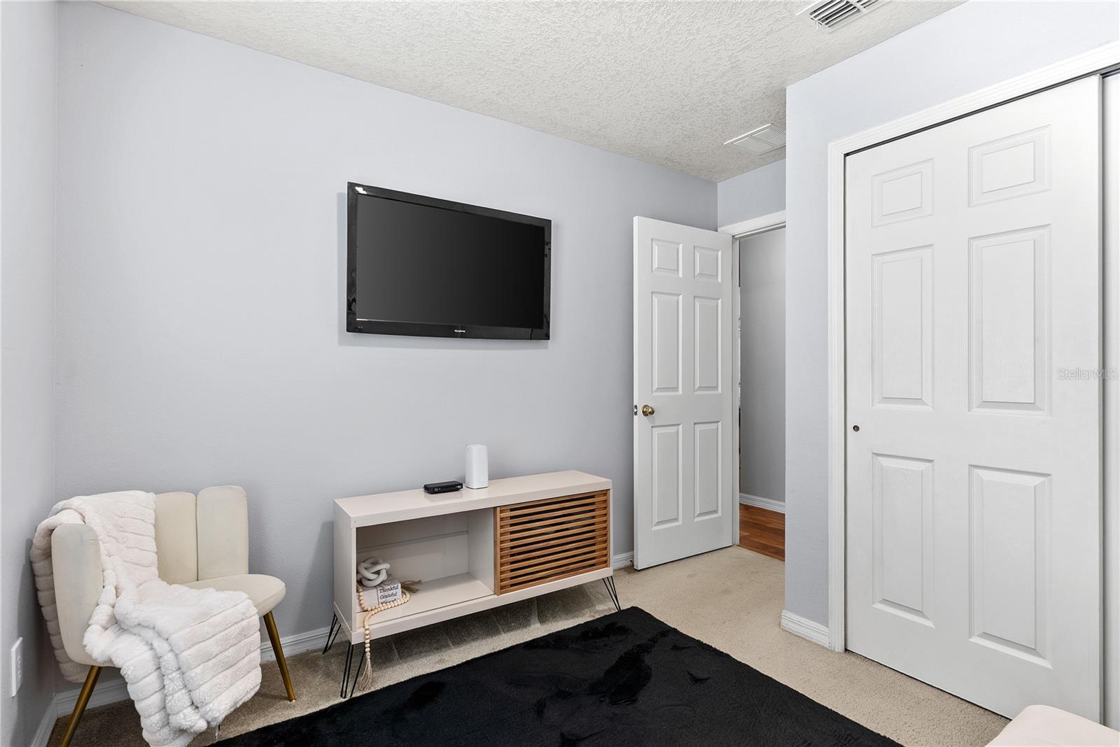 1411 ROGER BABSON RD