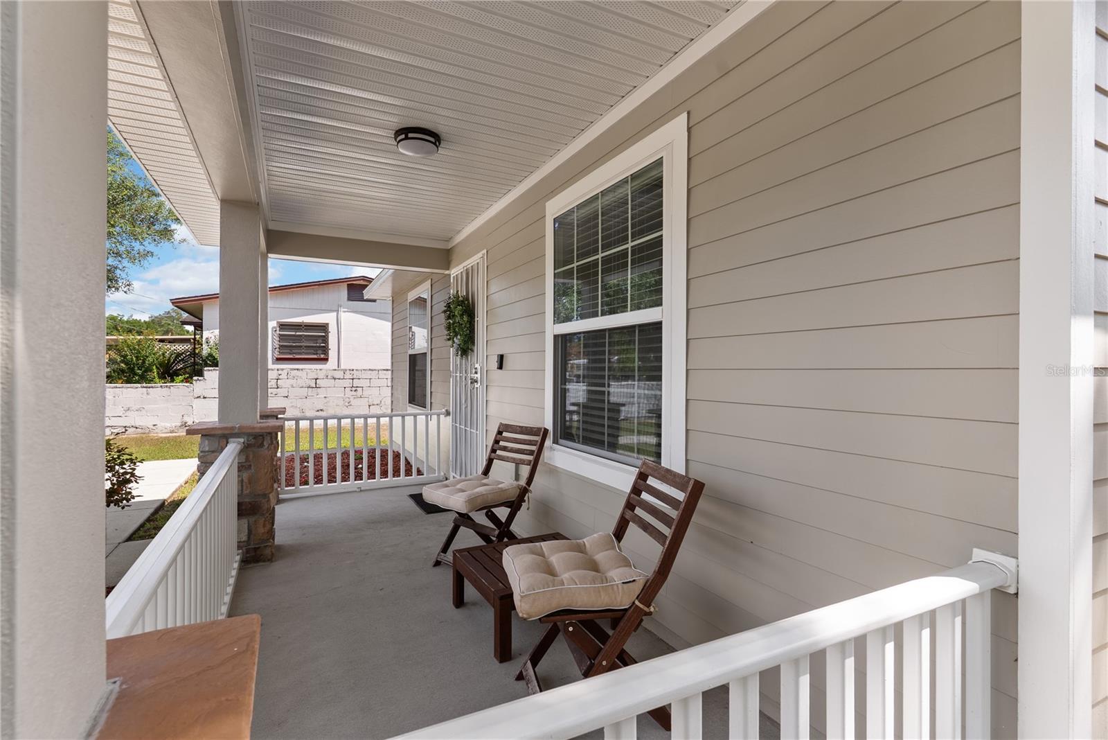 1411 ROGER BABSON RD