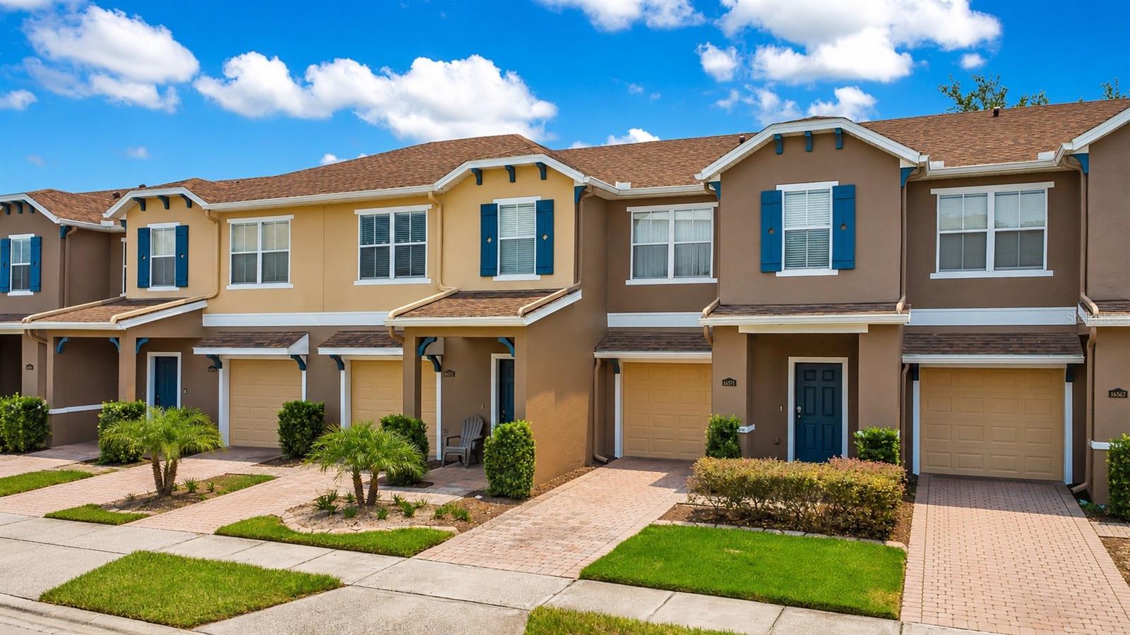 16571 CEDAR CREST DR