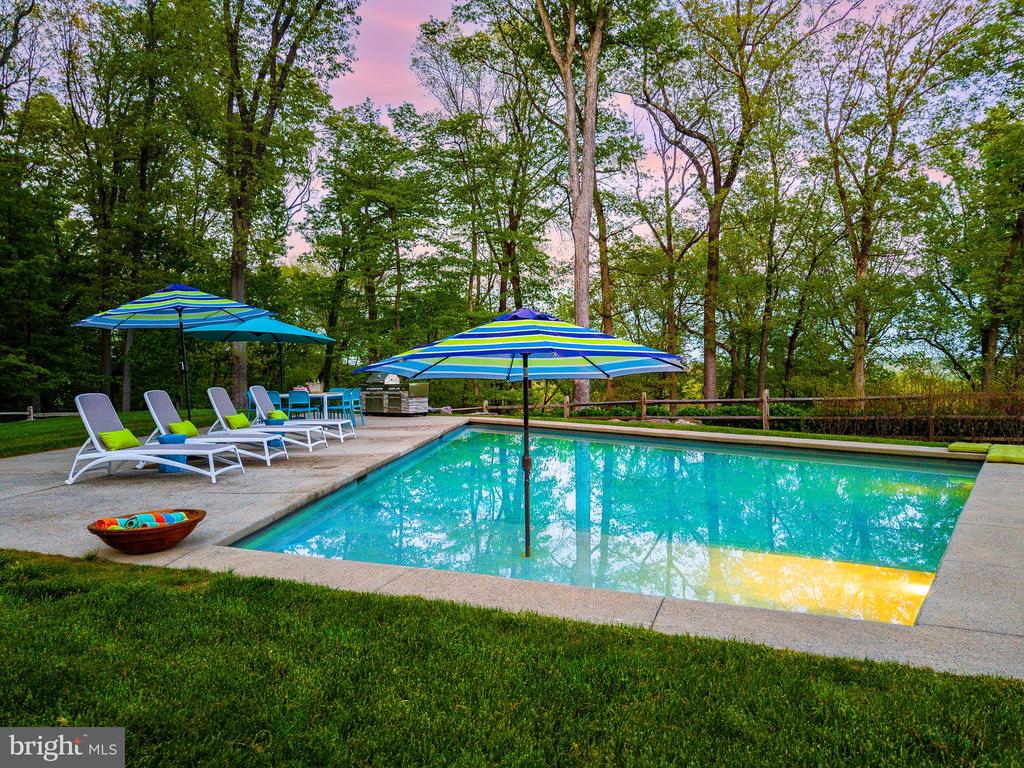 7031 PHILLIPS MILL ROAD