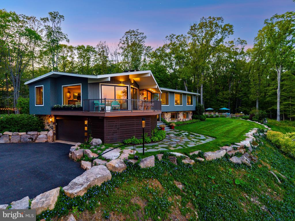 7031 PHILLIPS MILL ROAD