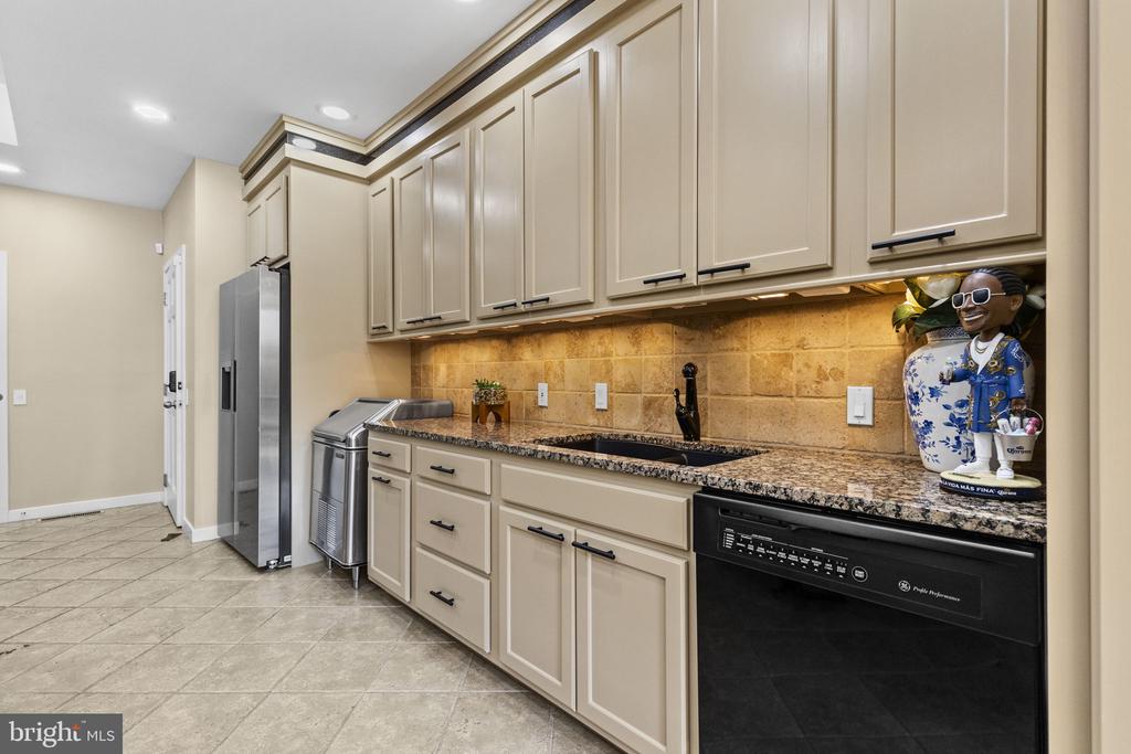 253 BRINDLE ROAD