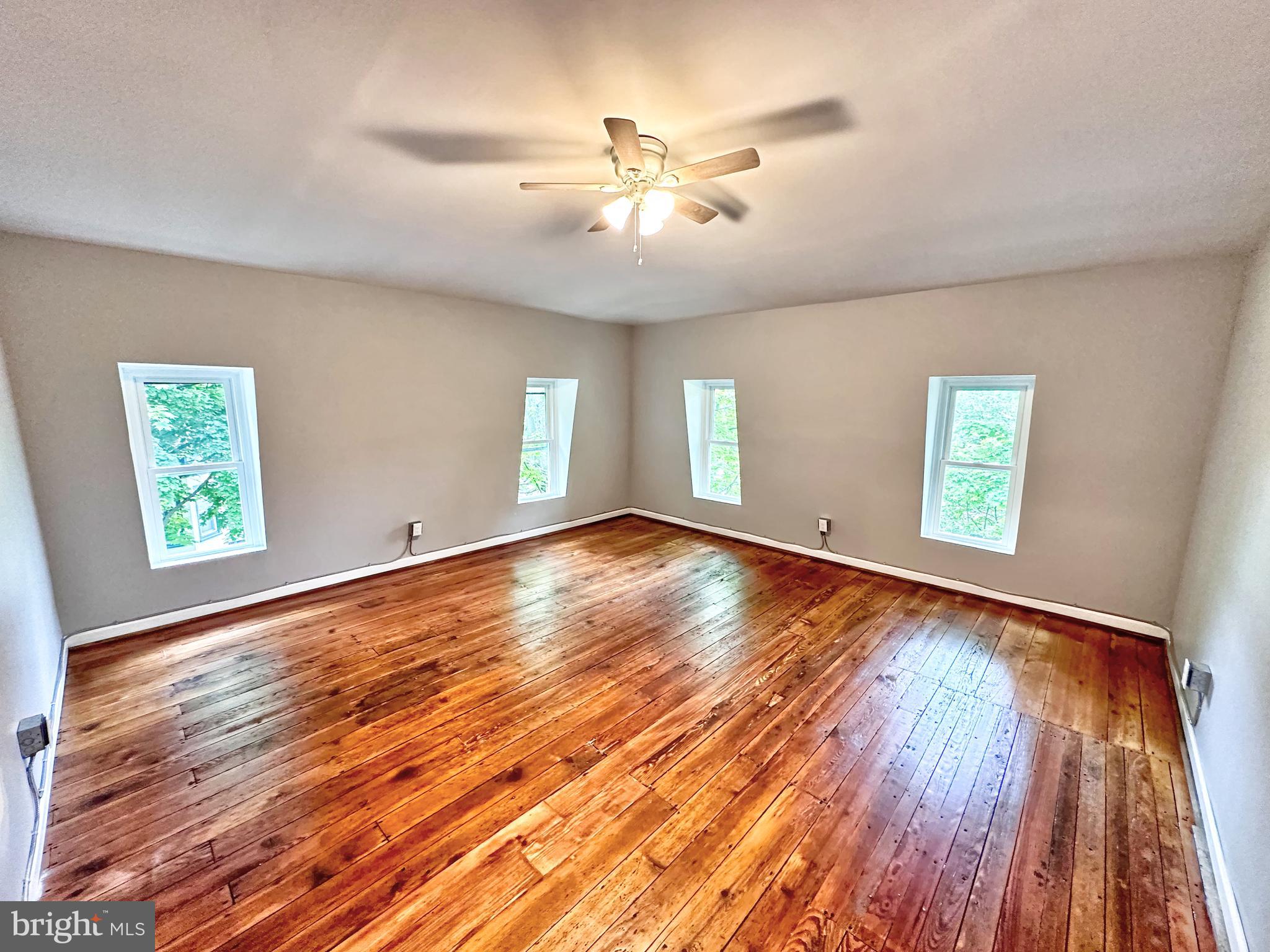 321 N N MAIN ST